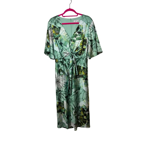 Guess Dresses & Skirts - NWOT Guess Tropical Leaf Print Tie Front Midi Dress Green V-Neck Flutter Sleeve